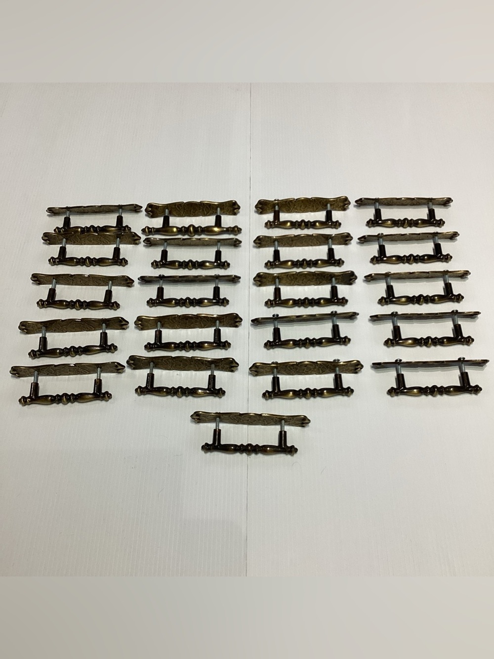 21 SETS VTG 1971 Amerock Carriage House Cabinet Drawer Pulls & Back Plates 176A